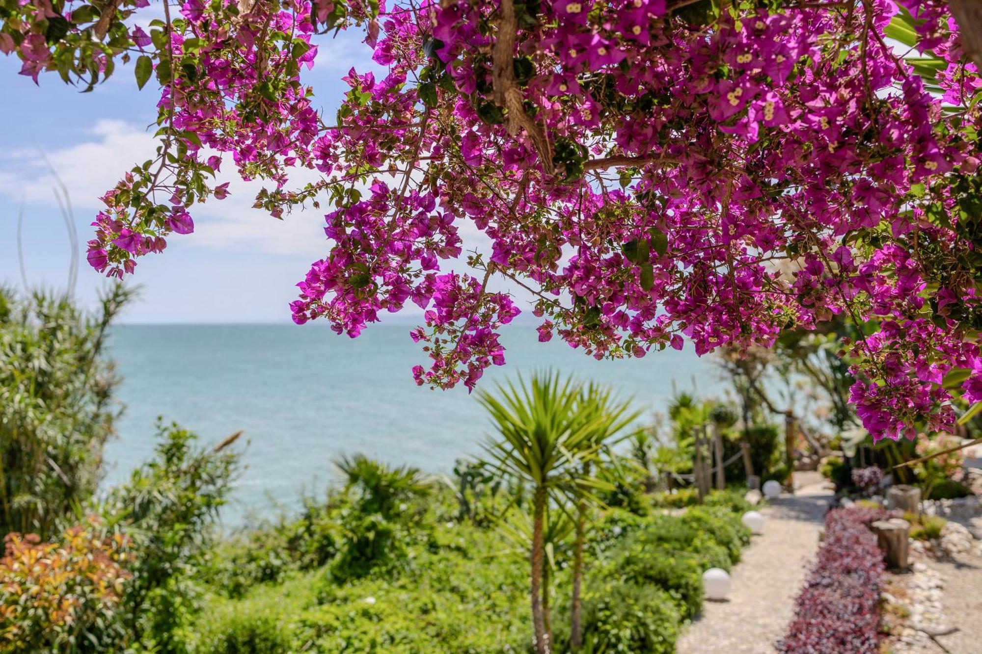 Residenze Longhi Bed & Breakfast Vasto Eksteriør bilde